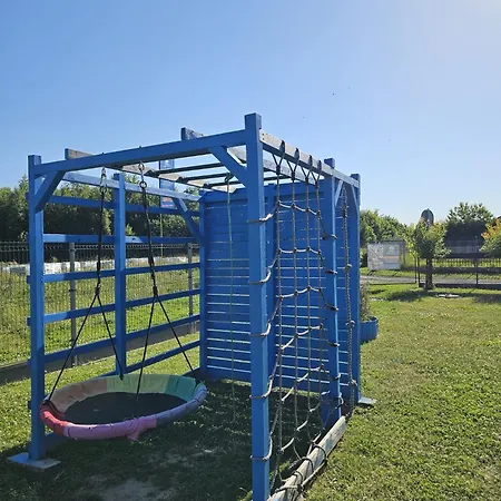 펜션 Zagajka Sun 사르비노보